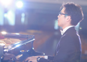 EJ Live Music Musician - Pianist